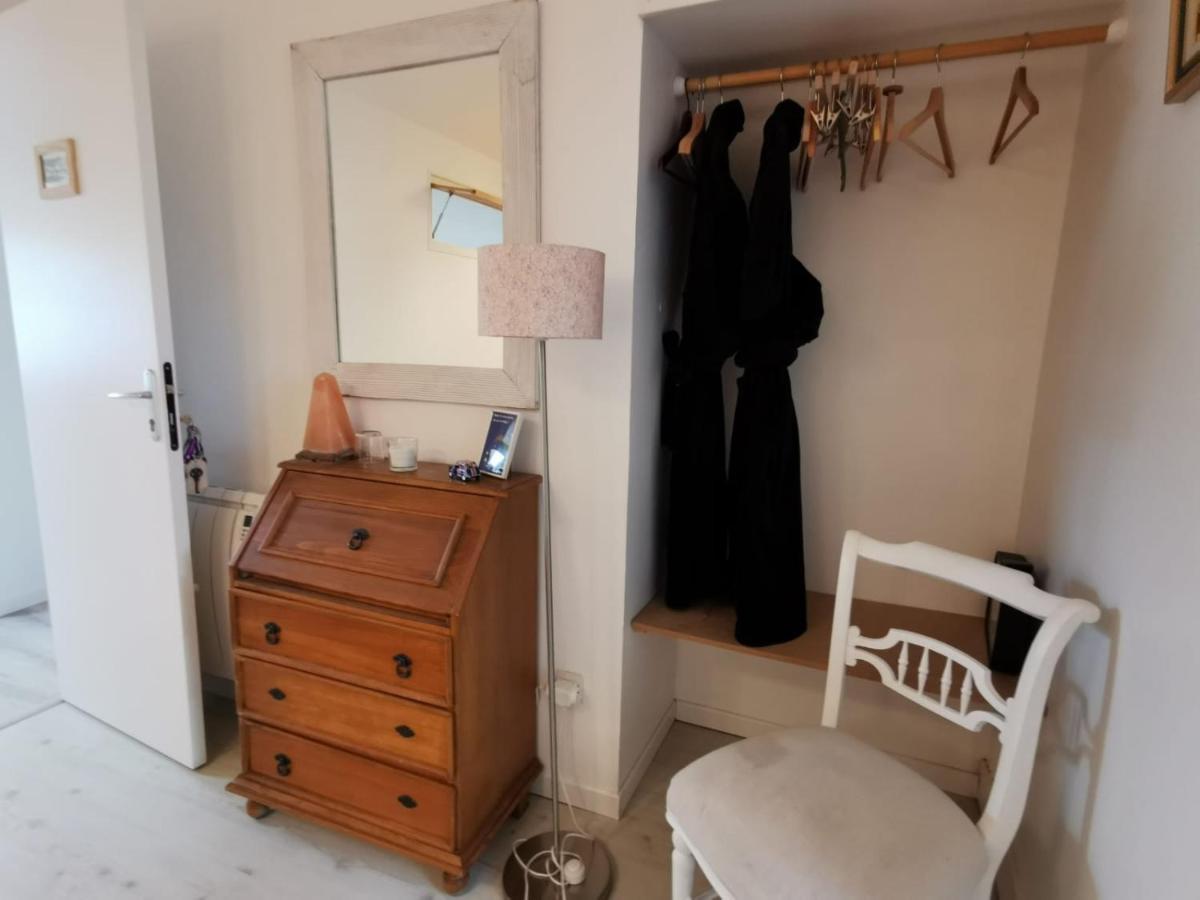 Les Chambres De Capucine Carcagny Exteriör bild