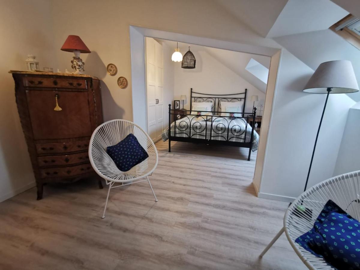 Les Chambres De Capucine Carcagny Exteriör bild